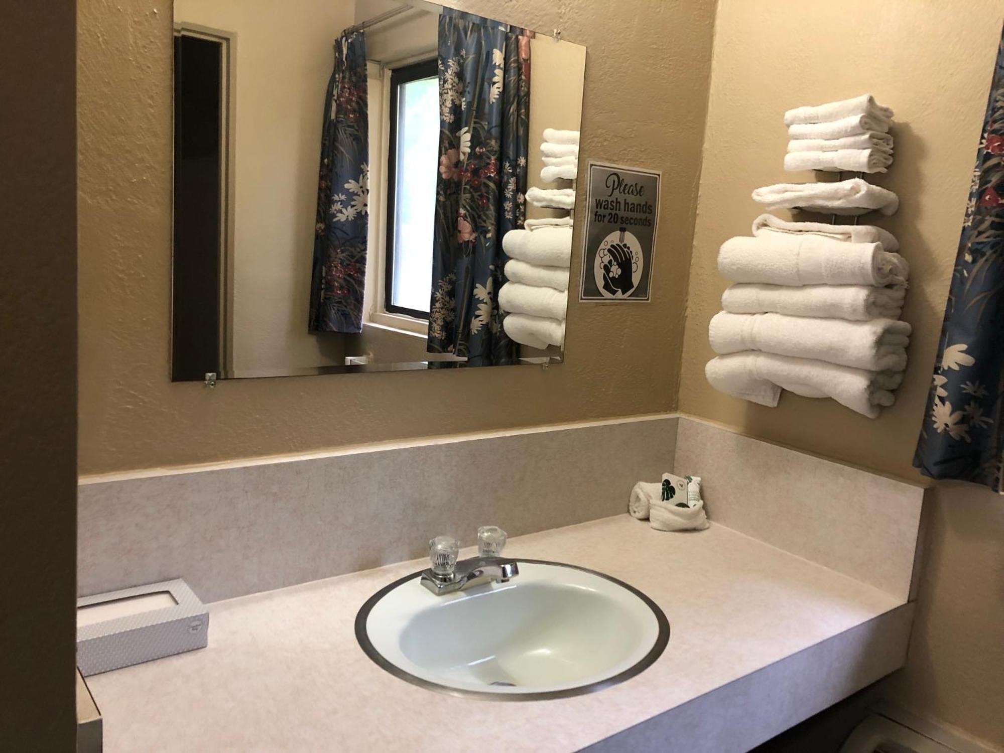 ماجي فالي Laurel Park Inn المظهر الخارجي الصورة